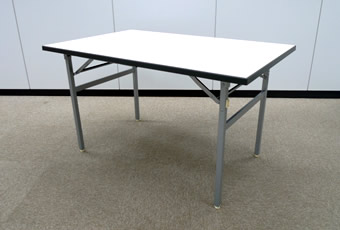 会議用テーブル 天板：ホワイト(W1200×D750×H700)